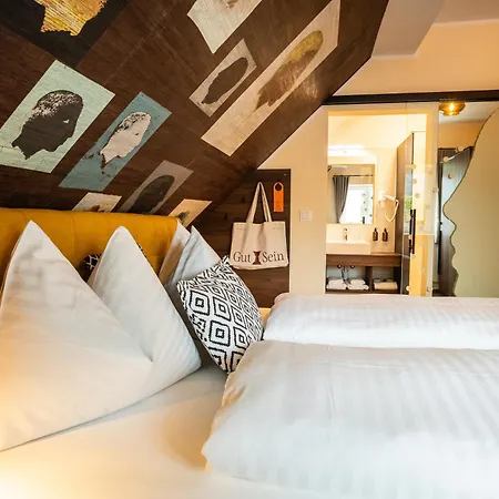 Gut Sein ホテル *